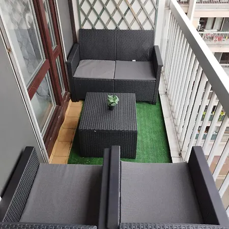 Parisian Cosy Flat With Balcony Appartement