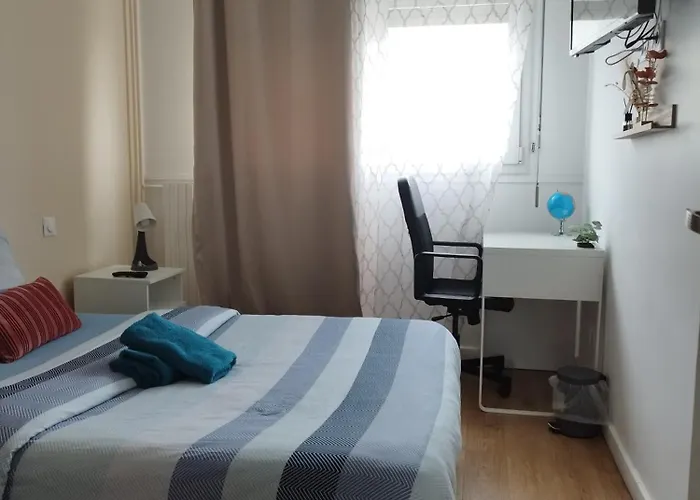 Parisian Cosy Flat With Balcony Apartamento